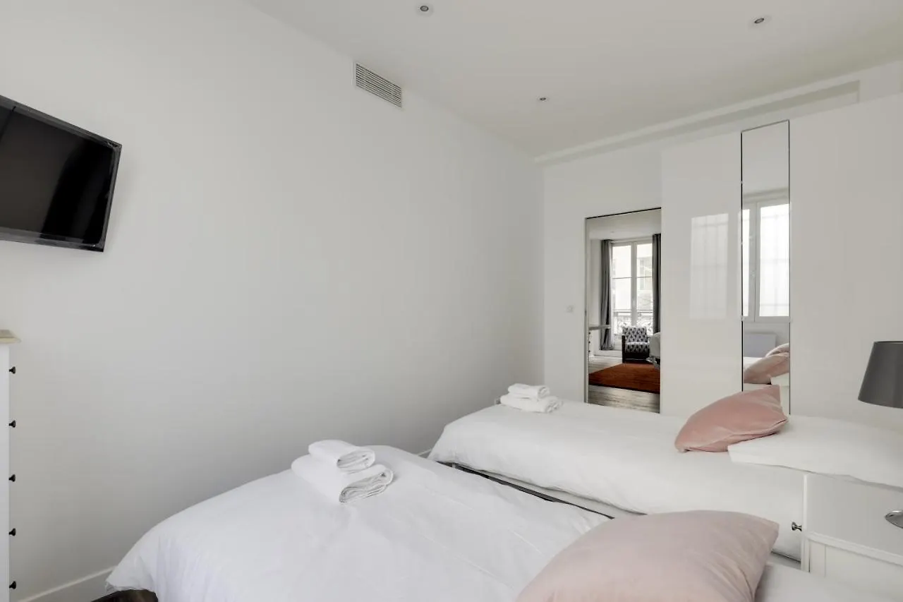 Apartment Ac 4P Apt - Louvres Place Vendome Paris Center By Weekome